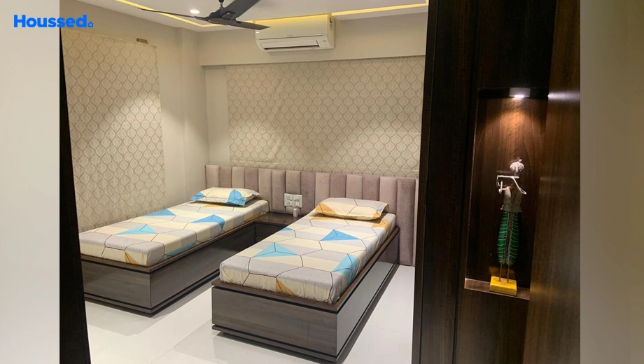 Project Image of 4 BHK Flat for Resale in Punyabhoomi Residency, Vesu - Image 177241