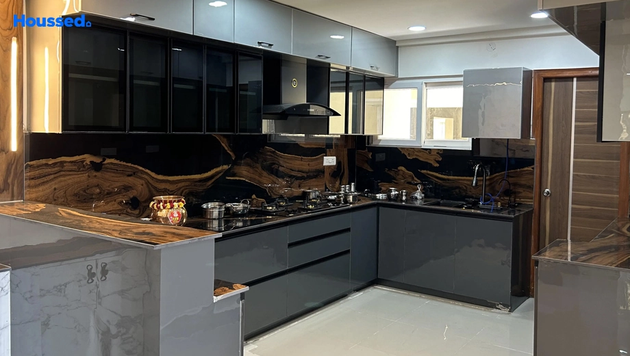 Project Image of 2 BHK Flat for Resale in Tellapur - Image 177429