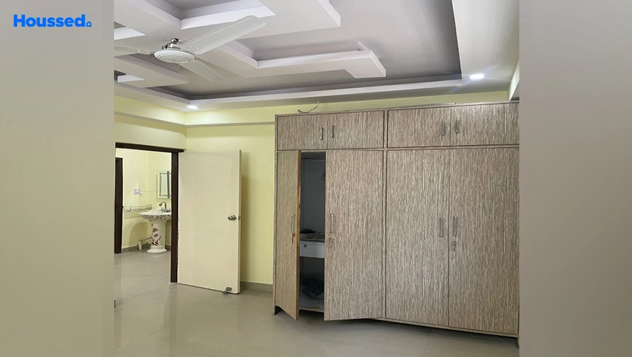 Project Image of 3 BHK Semi-Furnished Flat for Rent in Lalpur - Image 177440