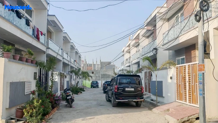 Project Image of 3 BHK House/Villa for Resale in Villa Dharni Defence Paradise, Sarojini Nagar - Image 177564