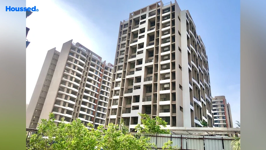 Project Image of 2 BHK Semi-Furnished Flat for Rent in Mantra Montana, Dhanori - Image 177610