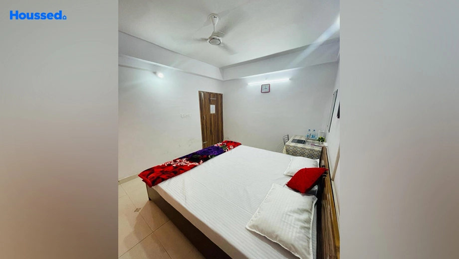 Project Image of 3 BHK Semi-Furnished Flat for Rent in Morabadi - Image 178101