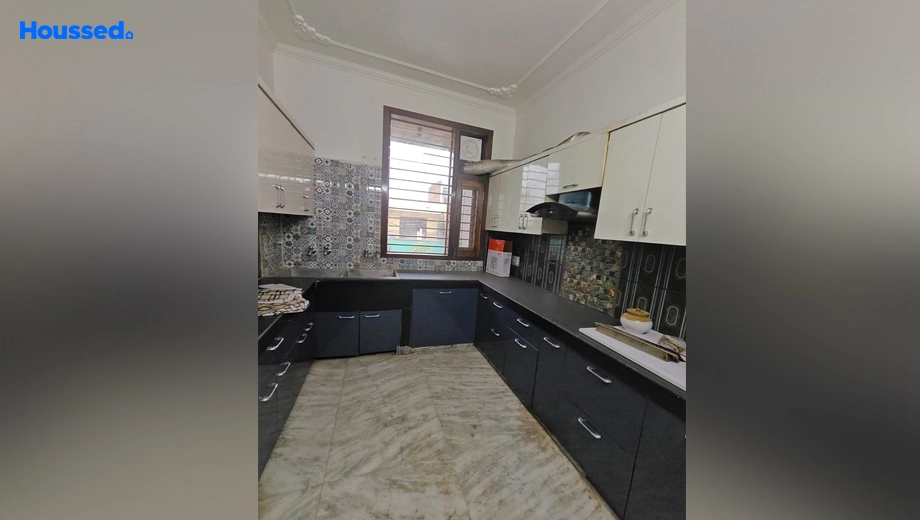 Project Image of 3 BHK Semi-Furnished Flat for Rent in Sector 5 - Image 178339