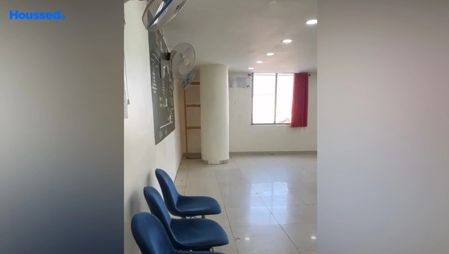 Project Image of Office Space for Rent in Le Desire Complex, Lalpur - Image 178667