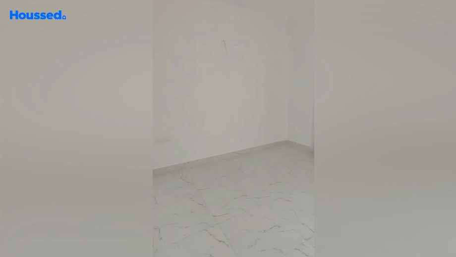 Project Image of 3 BHK Flat for Resale in Parakh The Golden Gate, NH 24 - Image 179399