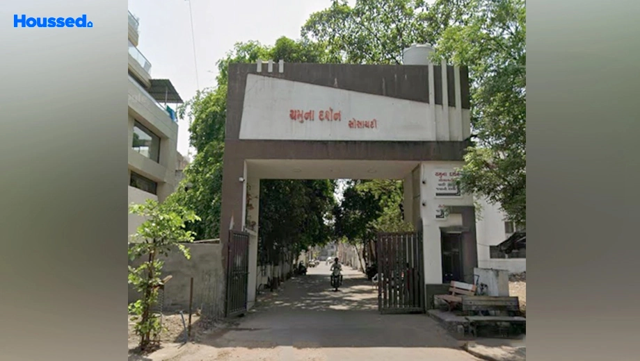 Project Image of 4 BHK House/Villa for Resale in Yamuna Darshan Society, Mota Varachha - Image 180146
