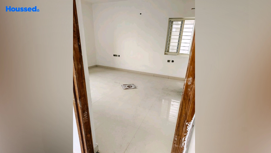 Project Image of 3 BHK Flat for Resale in SMR Vinay Iconia, Kondapur - Image 180196
