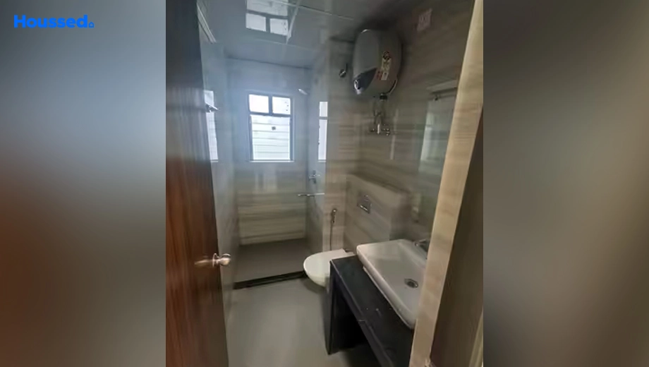 Project Image of 2 BHK Flat for Resale in Ruchi Active Acres, EM Bypass - Image 180519