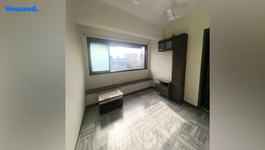 Project Image of 3 BHK Flat for Resale in Emerald CHS, Santacruz East - Image 181462