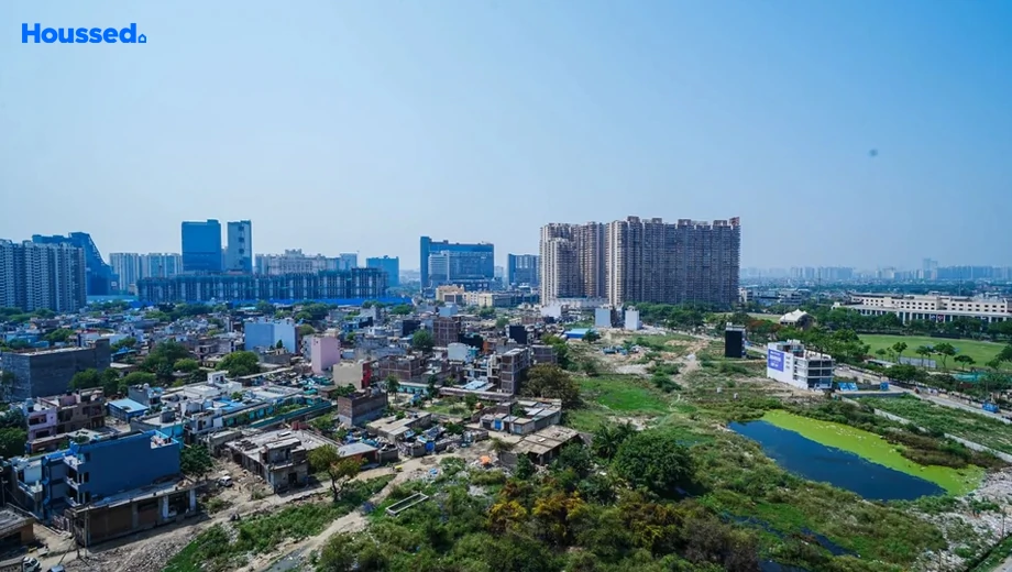 Project Image of 2 BHK Flat for Resale in Gaur City 5th Avenue , Sector 45 - Image 182196