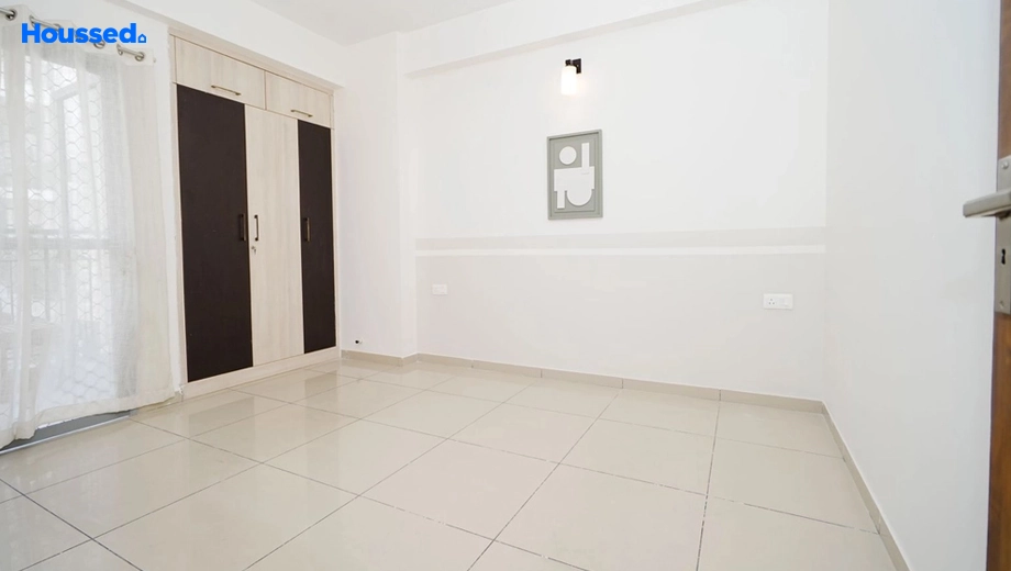 Project Image of 3 BHK Flat for Resale in Gulshan Bellina, Sector 16 - Image 182320