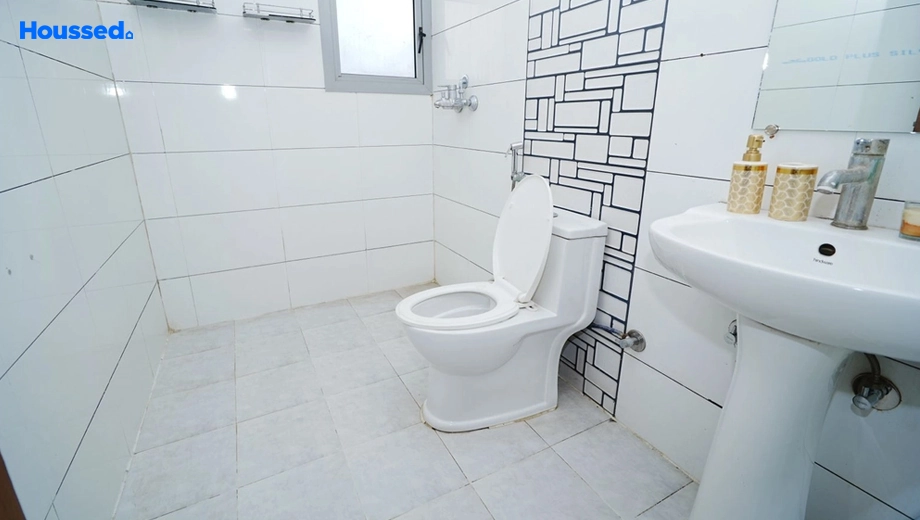 Project Image of 3 BHK Flat for Resale in Gulshan Bellina, Sector 16 - Image 182326