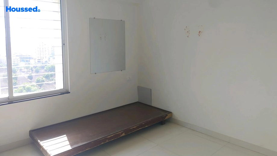 Project Image of 2 BHK Semi-Furnished Flat for Rent in Mantra Senses, Mohammed Wadi - Image 182169