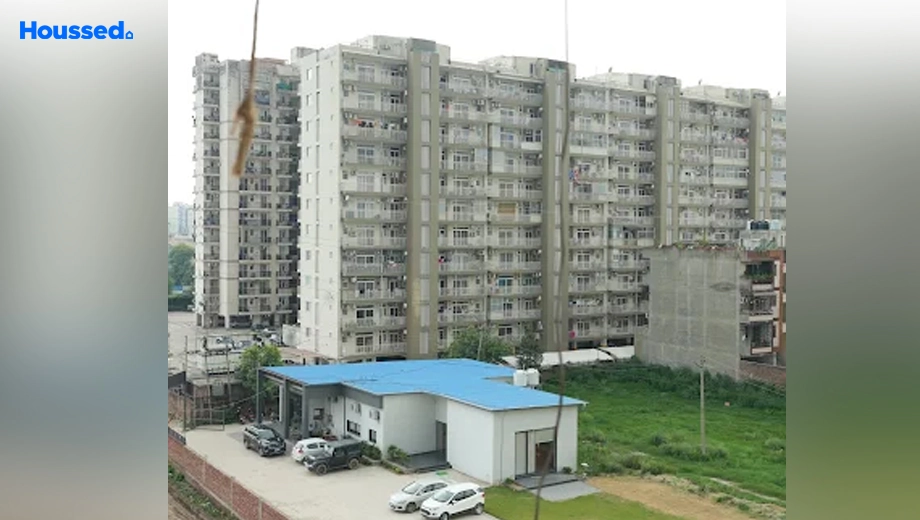 Project Image of 3 BHK Flat for Resale in Goyal Golden Era Home, Zirakpur - Image 182502
