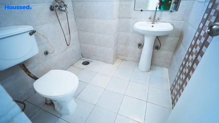 Project Image of 2 BHK Flat for Resale in Gaur City 5th Avenue, Chi 4 - Image 182727