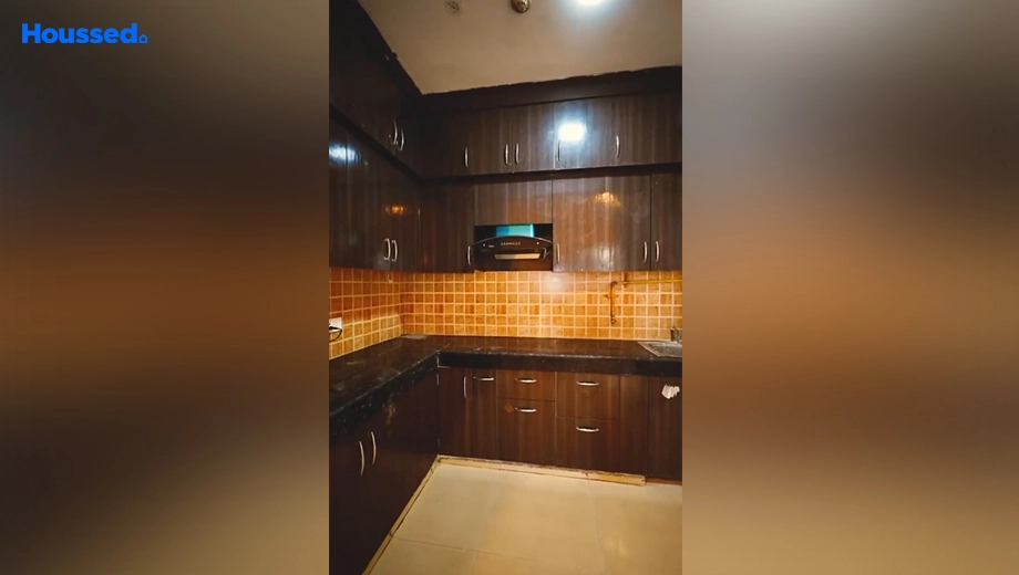 Project Image of 2 BHK Flat for Resale in Mahagun Mywoods Phase 1, Sector 16 C - Image 182766