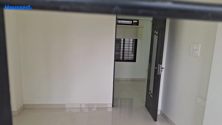 Project Image of 2 BHK Flat for Resale in Starlight Avenue, AB Road - Image 183241