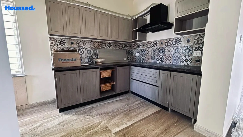 Project Image of 3 BHK Flat for Resale in Sj Royal Sk Mansion, Saheed Nagar - Image 185500