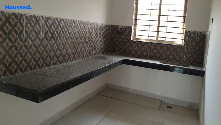 Project Image of 3.5 BHK House/Villa for Resale in Tankapani Road - Image 186670