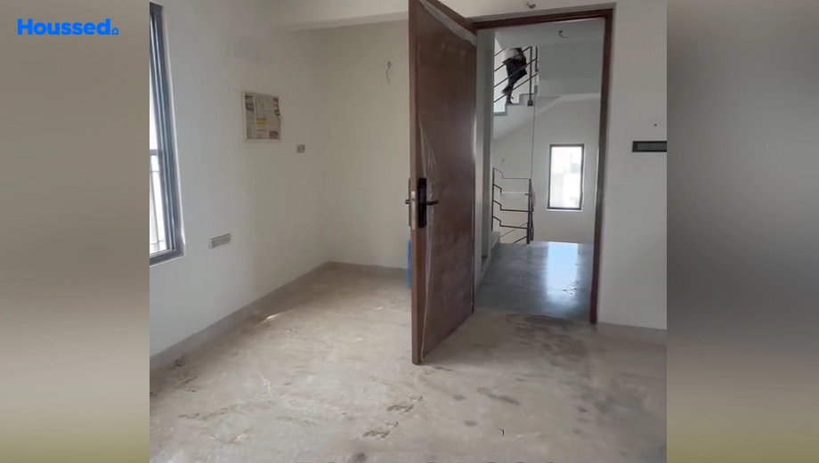 Project Image of 3 BHK Semi-Furnished Flat for Rent in Thiruvanmiyur - Image 186770