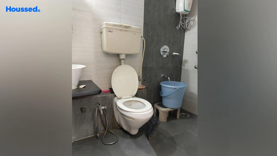Project Image of 3 BHK Semi-Furnished Flat for Rent in Runwal Garden City, Balkum Naka - Image 189015