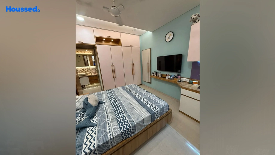 Project Image of 2 BHK Semi-Furnished Flat for Rent in One Indiabulls, Pokhran - Image 189094