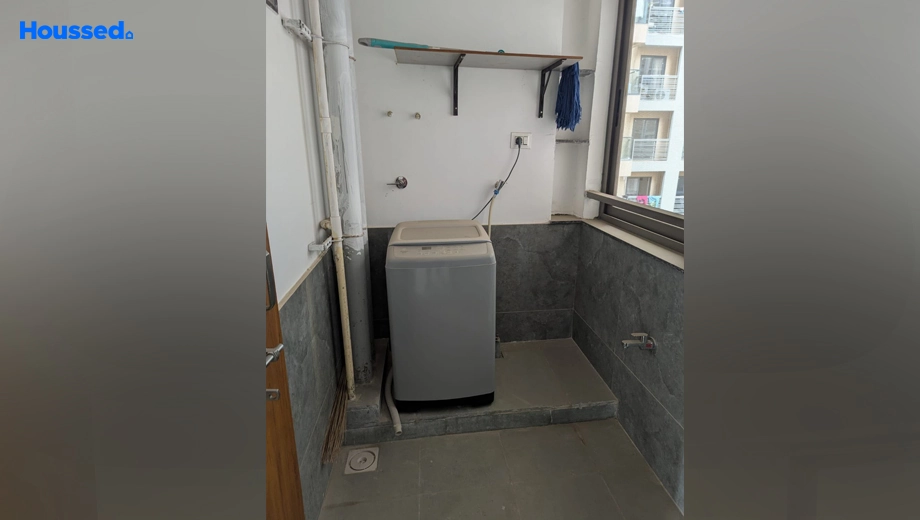 Project Image of 3 BHK Flat for Resale in Ganesh Flora, Vaishnodevi Circle - Image 191068