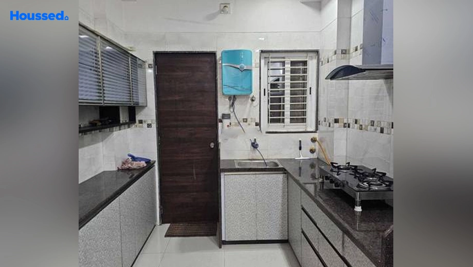 Project Image of 3 BHK Semi-Furnished Flat for Rent in Sama Savli Road - Image 191322