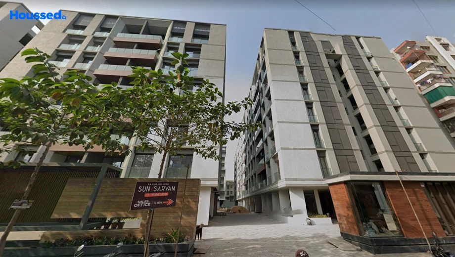 Project Image of 3 BHK Flat for Resale in Salasar Sun Sarvam, Vesu - Image 191398