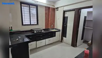 Sample Apartment of 2 BHK Flat for Resale in Vesu, Surat - Image 13923