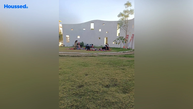 Sample Apartment of 3 BHK Duplex for Resale in Katara Hills - Image 14881