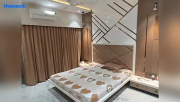 Sample Apartment of 4 BHK Builder Floor for Resale in Prahlad Nagar, Ahmedabad - Image 14840