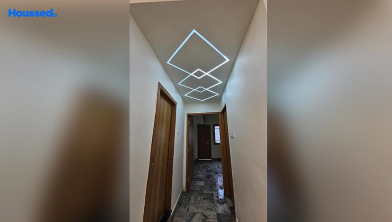 Sample Apartment of 2 BHK Flat for Resale in Arera Colony - Image 16385