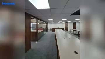 Project Image of Commercial Office Space for Rent in Maple Trade Centre Thaltej, Ahmedabad - Image 22954