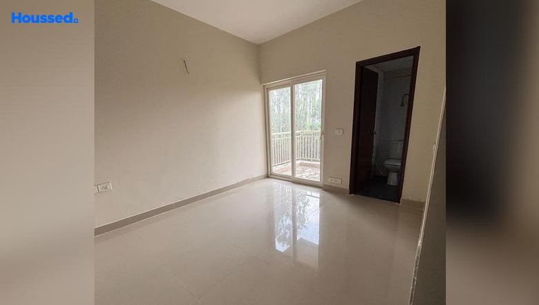 Project Image of 3 BHK Flat for Resale in Paramount Emotions, Sector 1 - Image 28837
