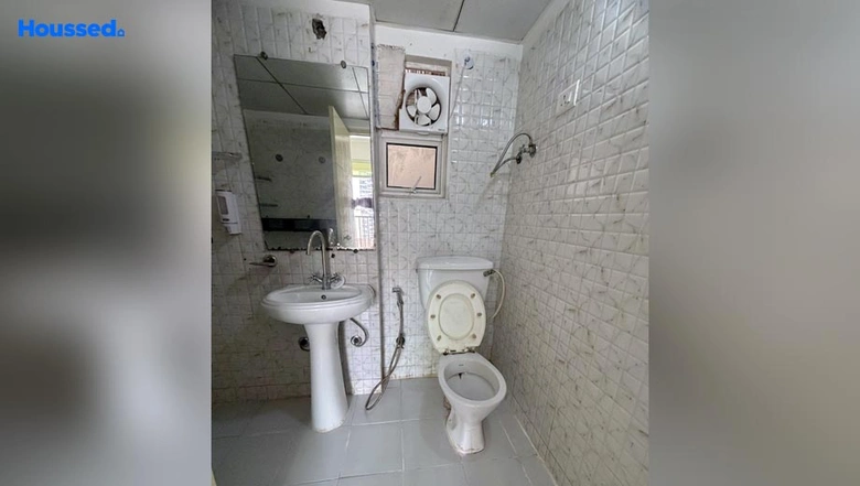 Project Image of 2 BHK Flat for Resale in Gaur City 12th Avenue, Sector 16 C - Image 34608