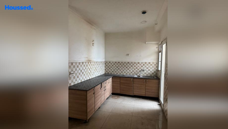 Project Image of 3 BHK Flat for Resale in Gaur City 1st Avenue, Sector 16 C - Image 34841