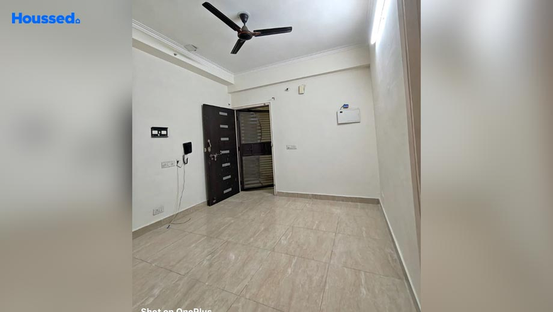Project Image of 3 BHK Flat for Resale in Gaur City 2 14th Avenue, Sector 16 B - Image 35037