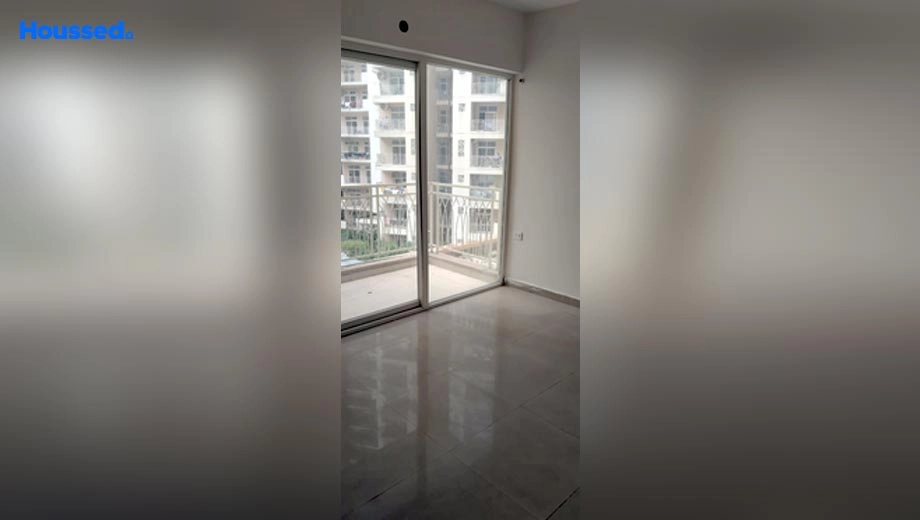 Project Image of 2 BHK Flat for Resale in Mahagun Mywoods Phase 1, Sector 16 C - Image 35490