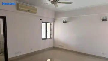 Project Image of 4 BHK Flat for Resale in Jaypee The Castille Jaypee Greens, Greater Noida - Image 38478