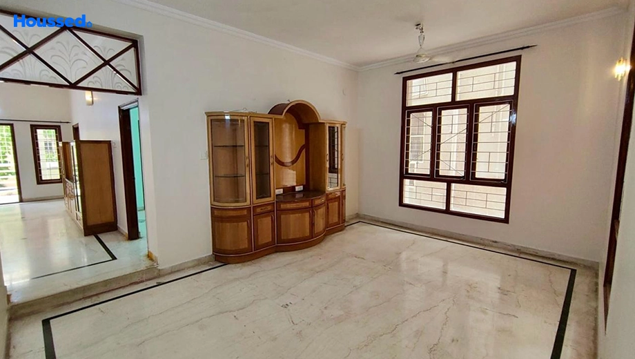 Project Image of 3.5 BHK Flat for Resale in Meenakshi Royal Court, Banjara Hills - Image 166136