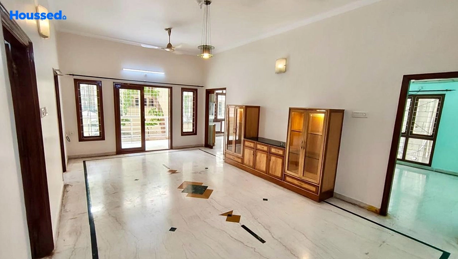 Project Image of 3.5 BHK Flat for Resale in Meenakshi Royal Court, Banjara Hills - Image 166133