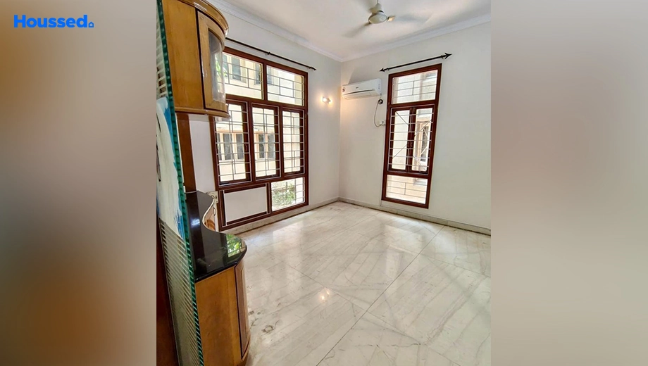 Project Image of 3.5 BHK Flat for Resale in Meenakshi Royal Court, Banjara Hills - Image 166132