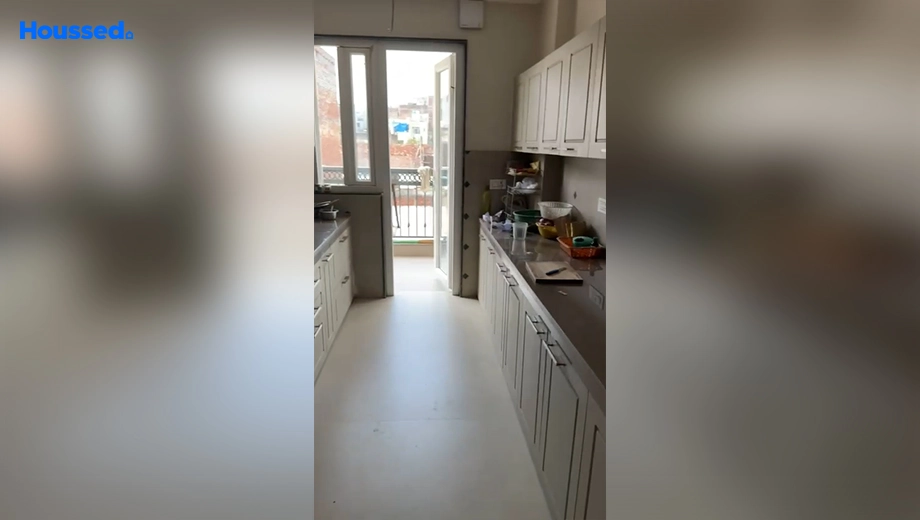Project Image of 3 BHK Flat for Resale in Karol Bagh - Image 46702