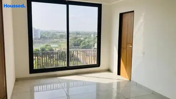 Project Image of 3 BHK Flat for Resale in Bhadaj, Ahmedabad - Image 46386