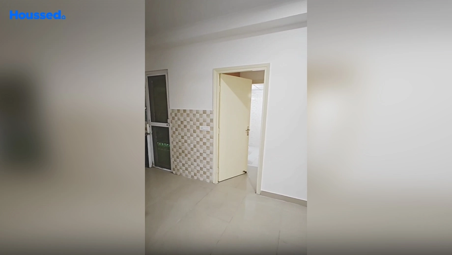 Project Image of 3 BHK Flat for Resale in Gaur City 2 11th Avenue, Sector 16 C - Image 47620