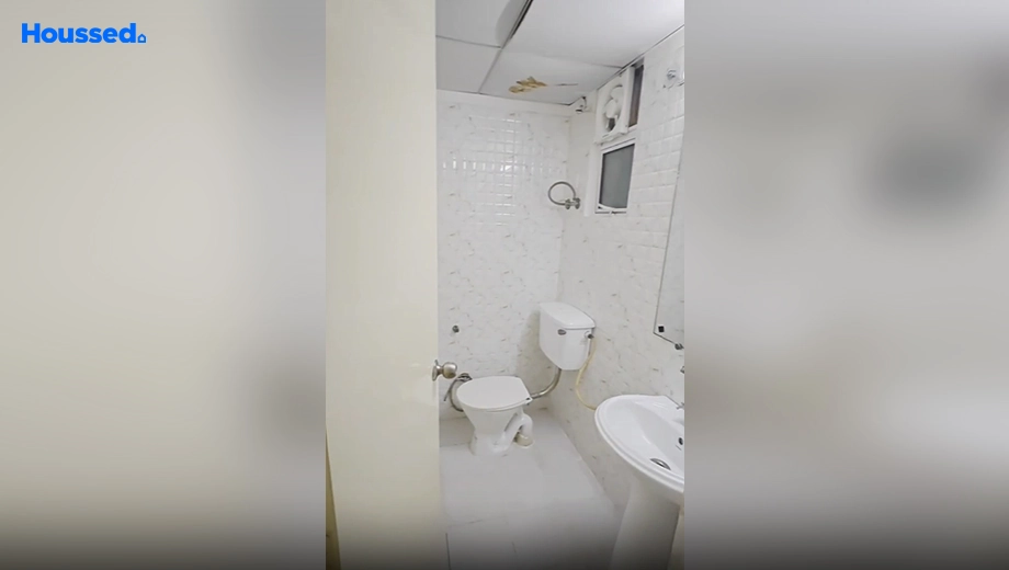 Project Image of 3 BHK Flat for Resale in Gaur City 2 11th Avenue, Sector 16 C - Image 47618