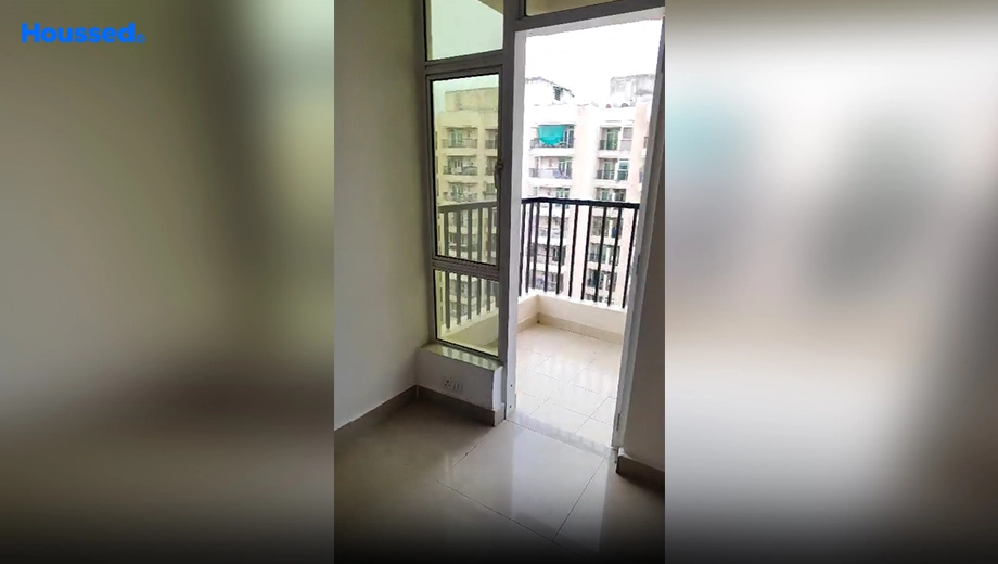 Project Image of 2 BHK Flat for Resale in Gaur City 12th Avenue, Sector 16 C - Image 47610