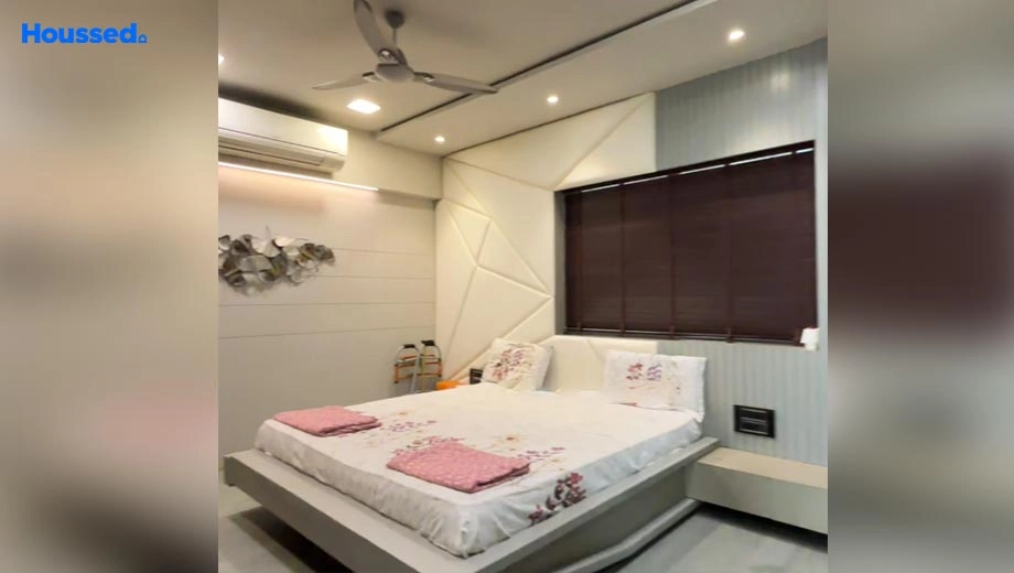 Project Image of 5 BHK Flat for Resale in Vesu - Image 49272