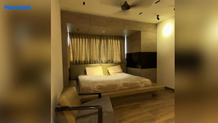 Project Image of 5 BHK Flat for Resale in Vesu - Image 49276